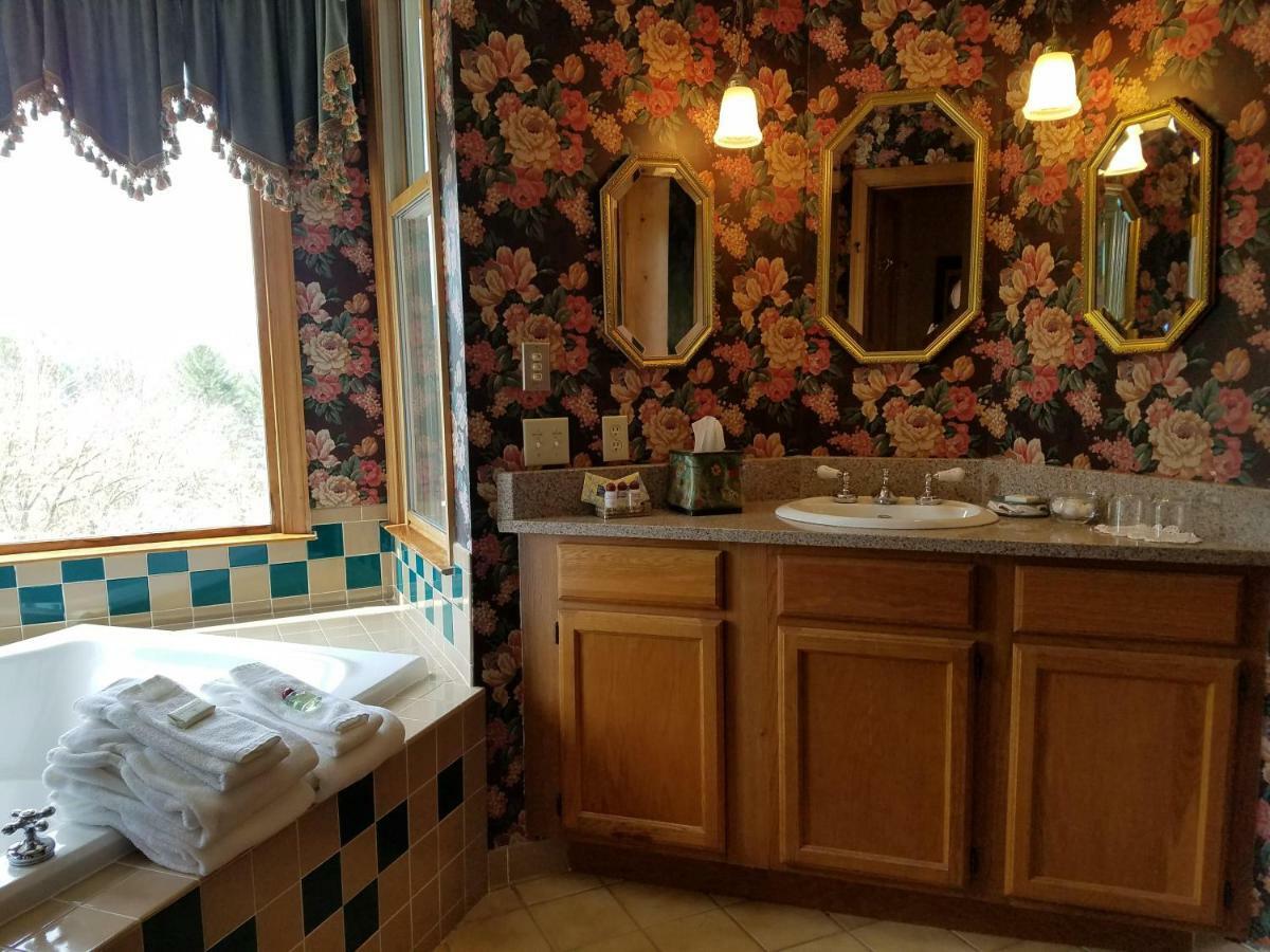 Innisfree Hotel Boutique Glenville Room photo